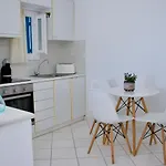 Grand Bleu & Apartamento Ermioni