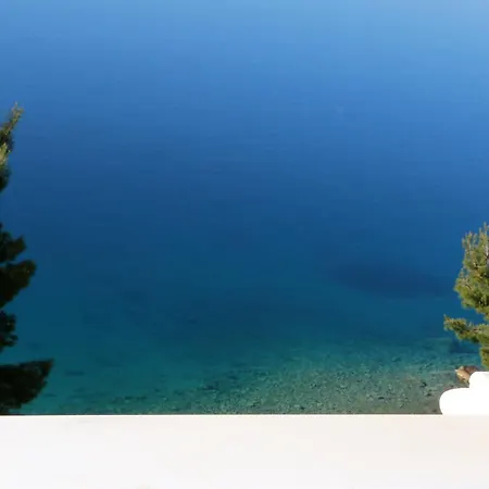 Grand Bleu & Apartment Ermioni