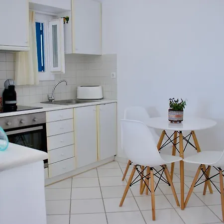 Grand Bleu & شقة إرميوني