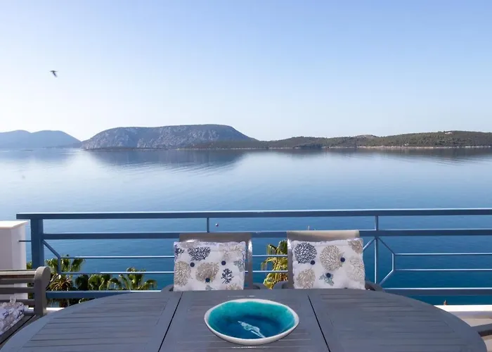 Grand Bleu Apartments&villas *