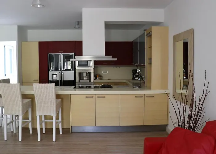 Grand Bleu & Apartamento Ermioni